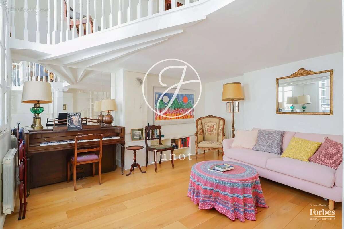 Appartement à PARIS-5E