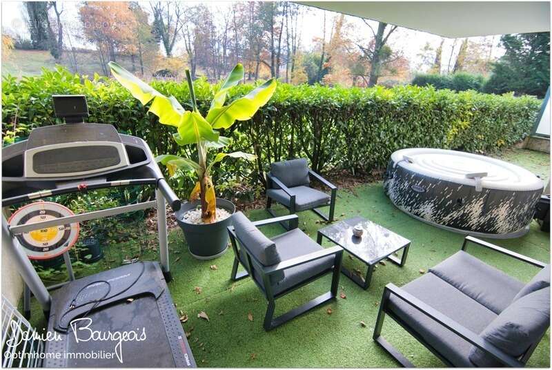 Appartement à THOIRY