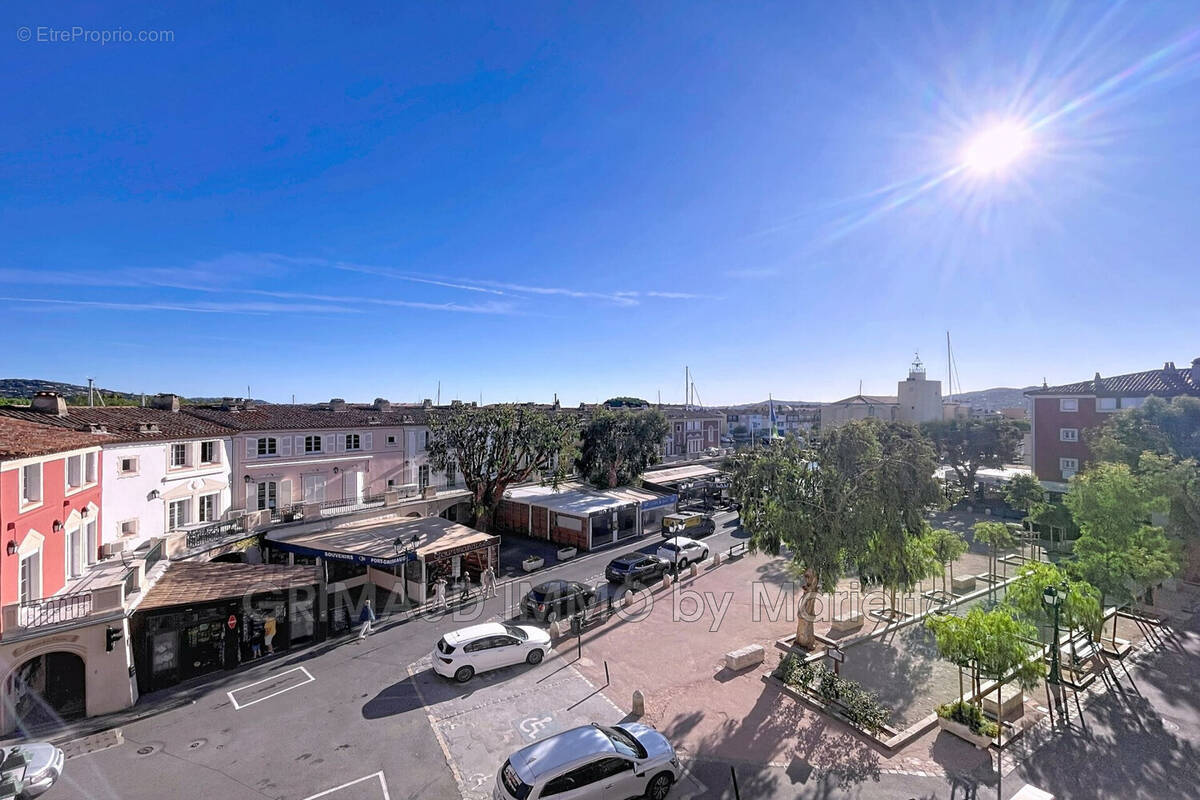 Appartement à GRIMAUD