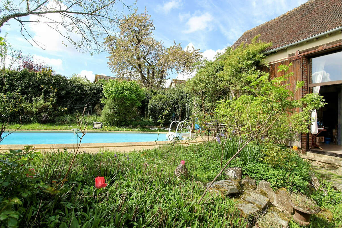 EPERNON 10 mn - Maison ancienne avec dépendance à vendre - photo 2