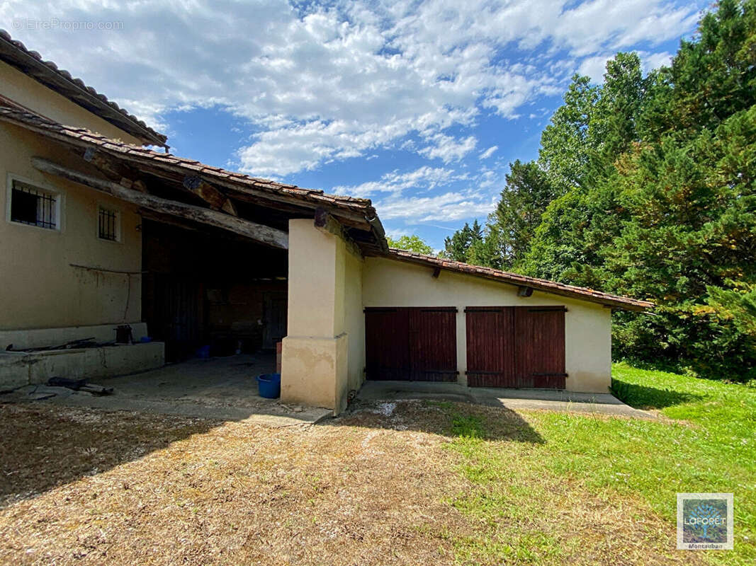 Maison à L'HONOR-DE-COS