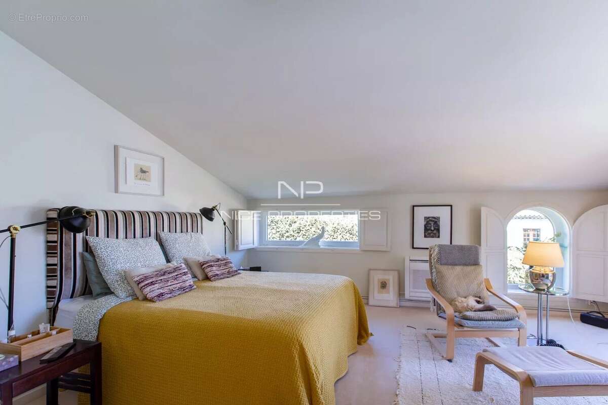 Maison à SAINT-JEANNET