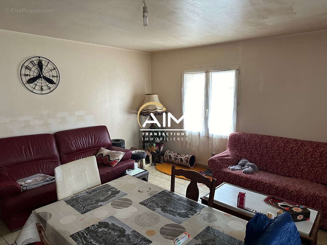 Appartement à LA RICHE