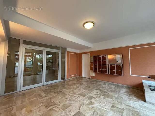 Appartement à SAINT-MAUR-DES-FOSSES