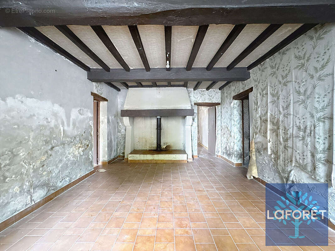 SORT EN CHALOSSE - Ferme et dépendance à réhabiliter - photo 3