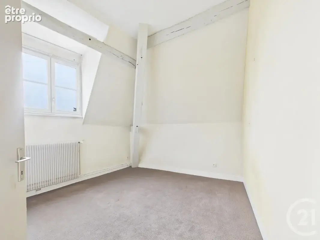 Appartement 9 pièces 360 m² à vendre à Chartres (28000) - photo 18