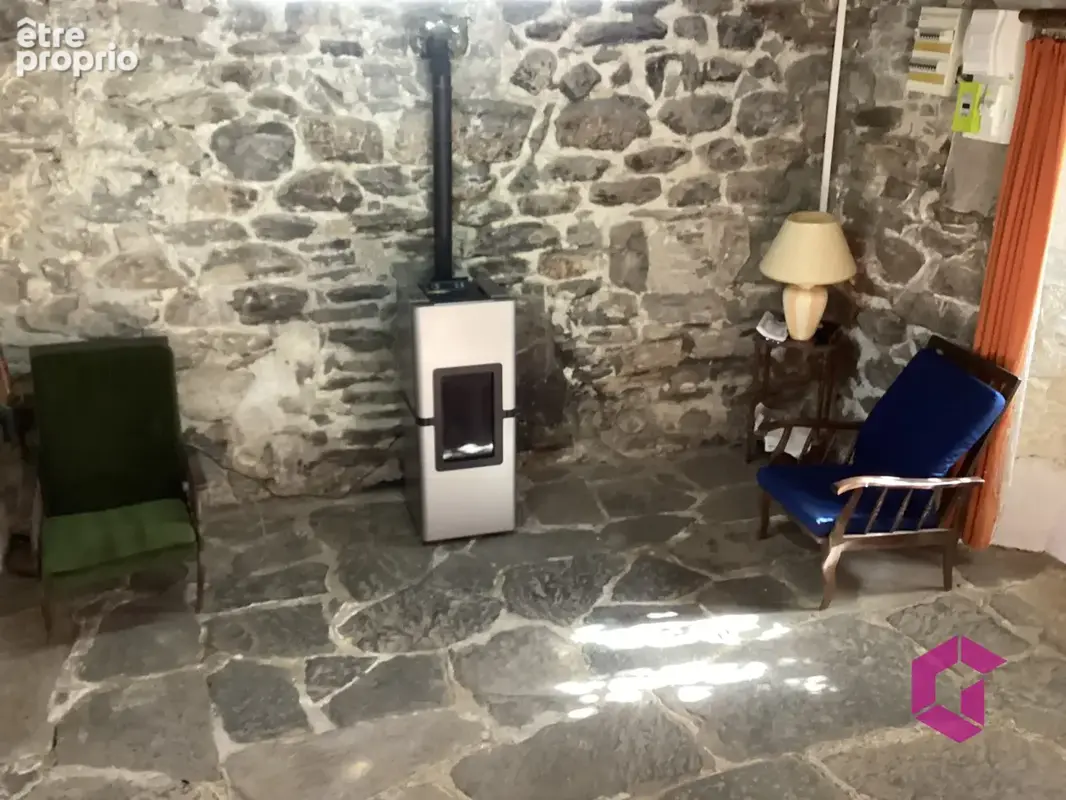 Maison en Pierres à Saint Front - photo 3