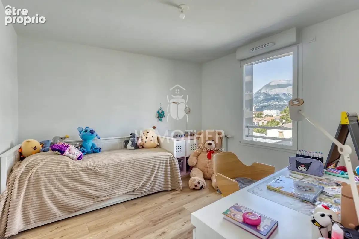 Appartement 4 pièces 81 m² à vendre à Saint-Martin-D'heres (38400) - photo 6