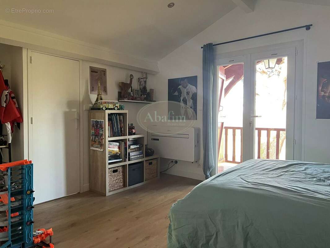 Maison à SAINT-PALAIS