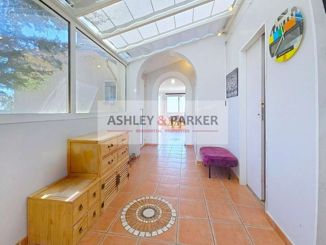 Appartement à VENCE