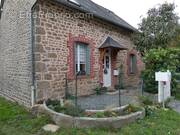 Maison à LASSAY-LES-CHATEAUX