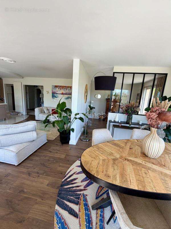 Appartement à YERRES