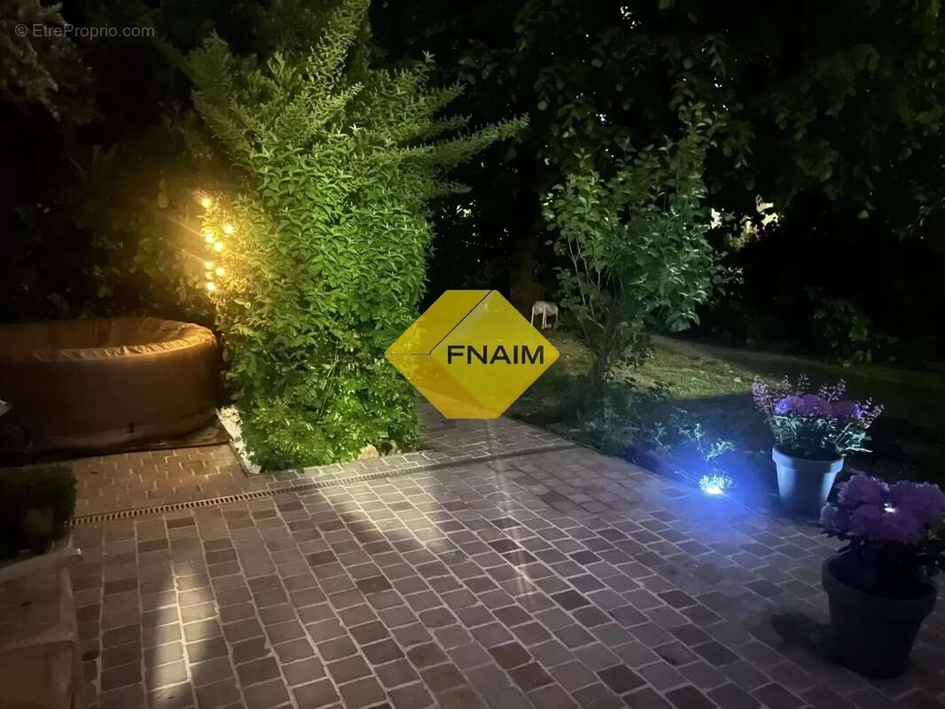 Maison à RIS-ORANGIS