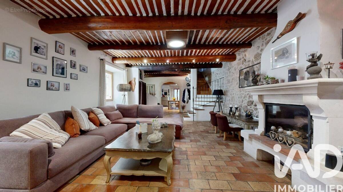 Photo 1 - Maison à MALLEMORT