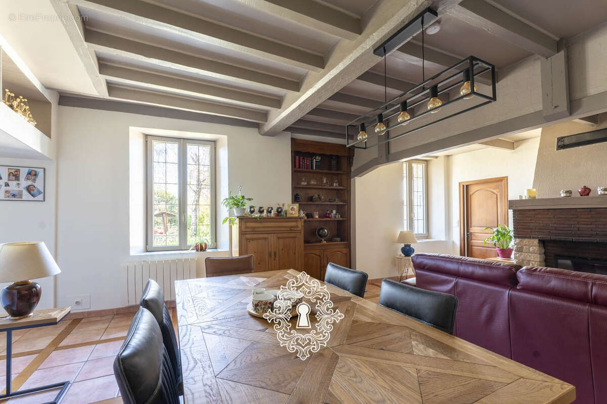 Maison à PERCENEIGE