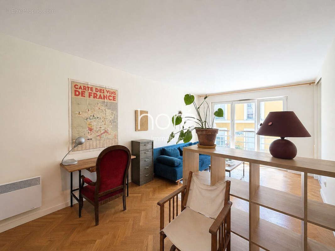 Appartement à PARIS-20E