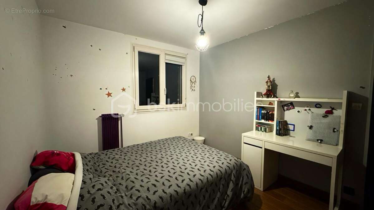 Maison à VIVIER-AU-COURT