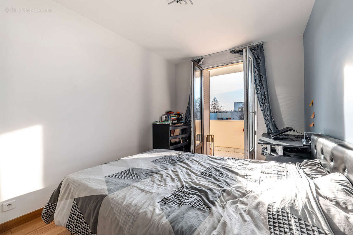 Appartement à CHAMPIGNY-SUR-MARNE