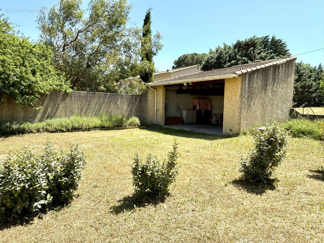 Maison à BOLLENE