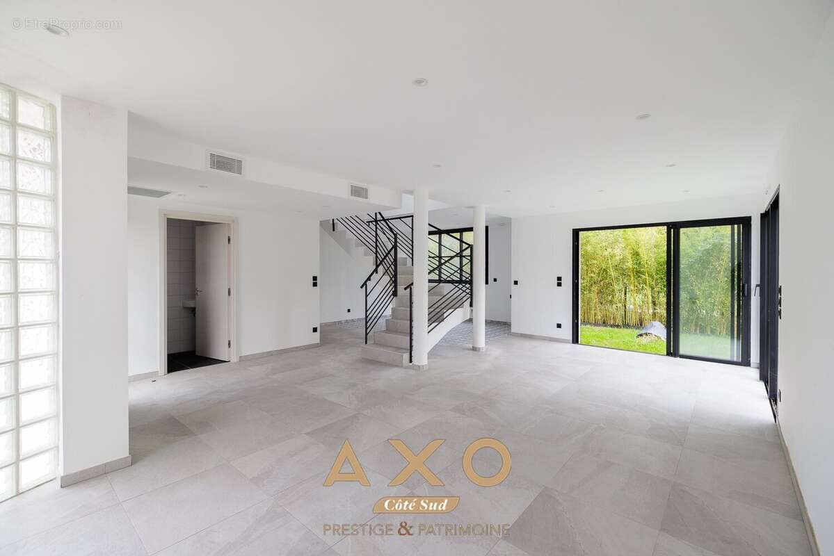 Maison à SALON-DE-PROVENCE