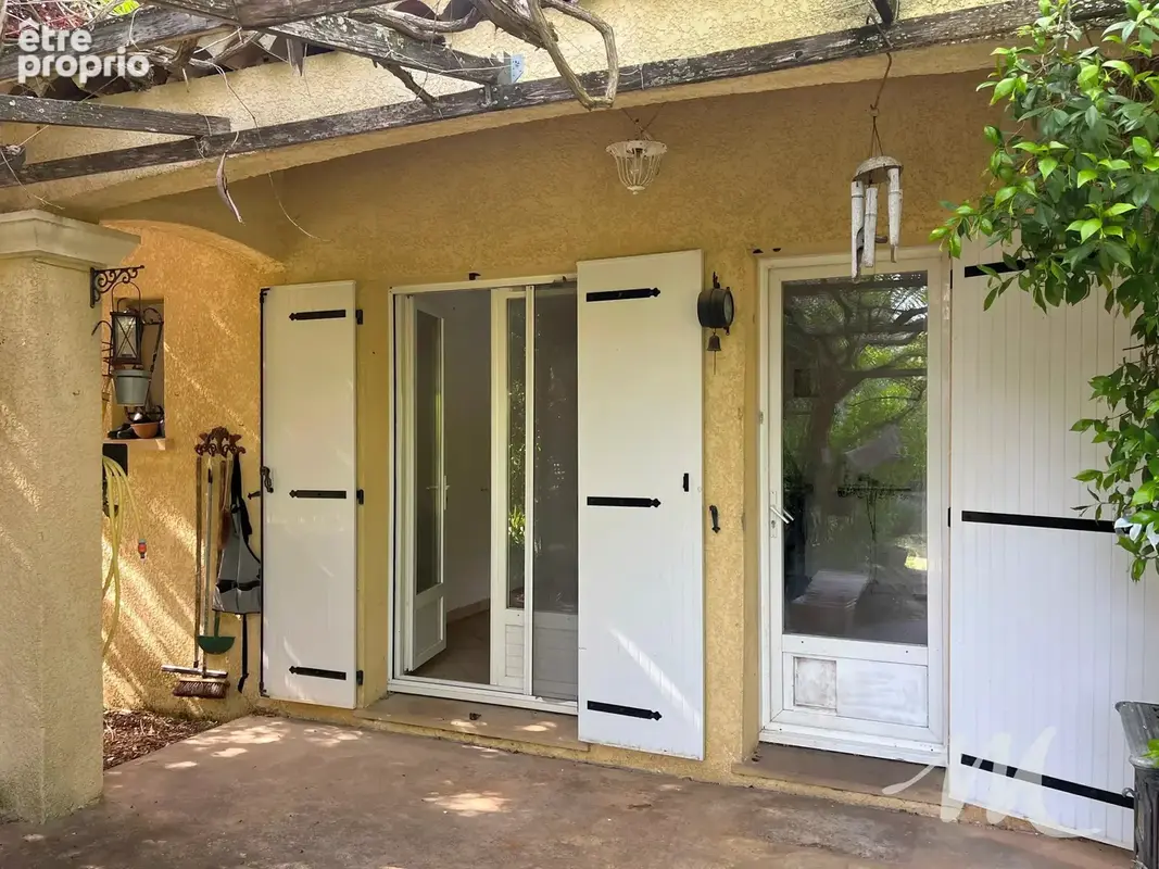 Maison à vendre de plain-pied avec atelier et jardin paysager Barjols 83670 - photo 9