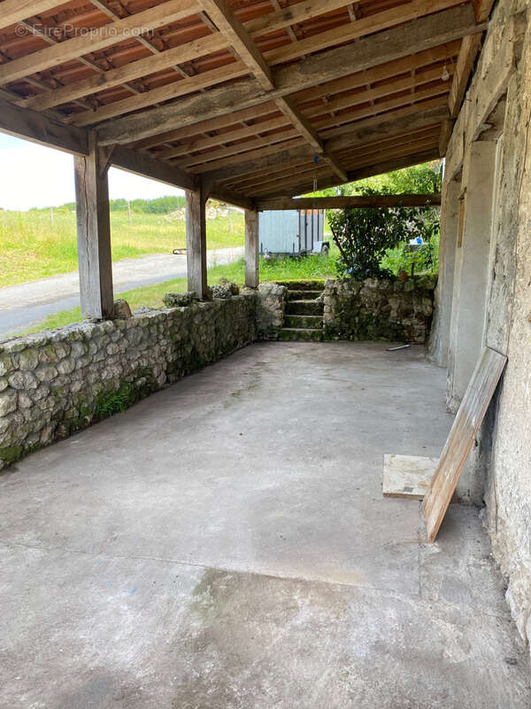 Maison à VILLETOUREIX