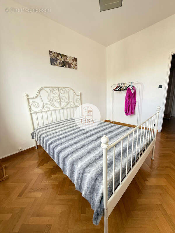 Appartement à MARSEILLE-6E