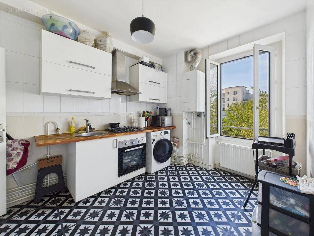 Appartement à STAINS