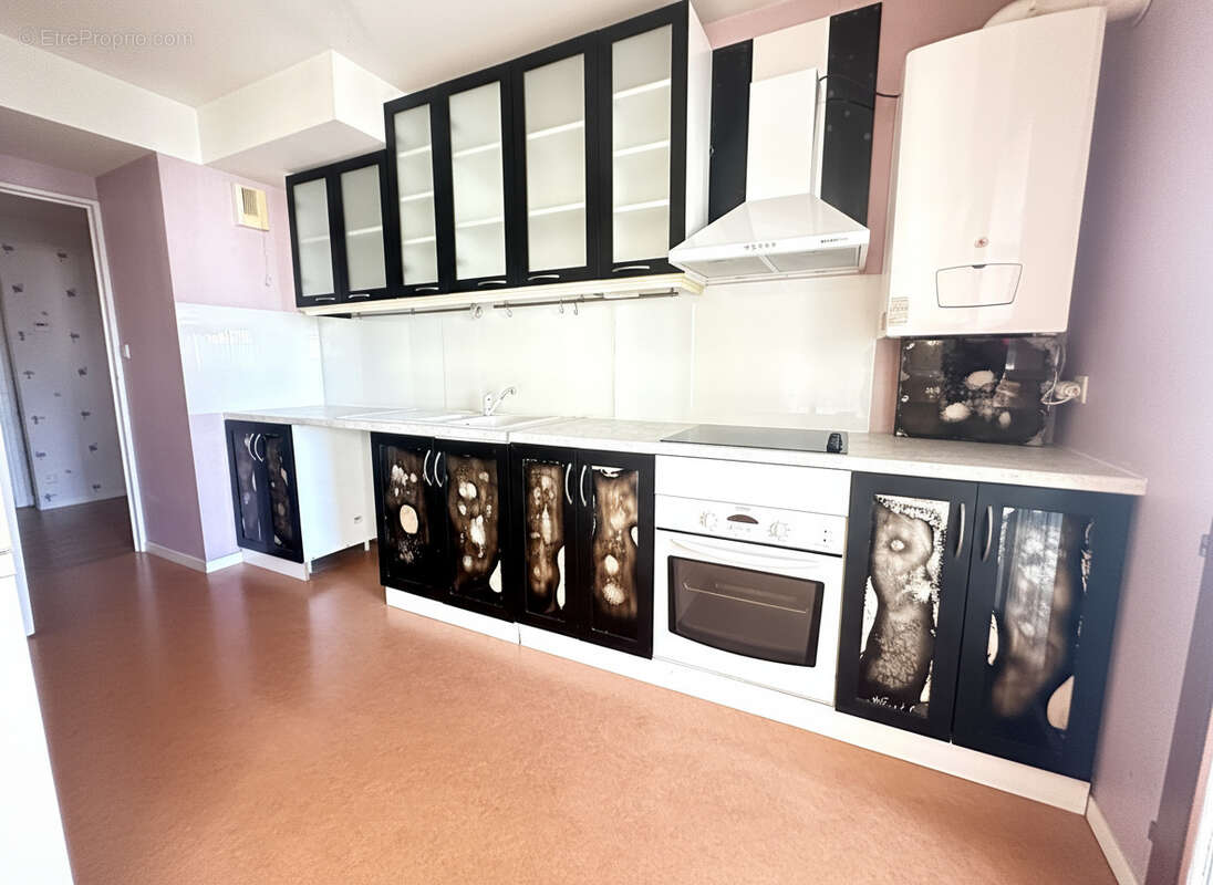 Appartement à SAINT-JACQUES-DE-LA-LANDE