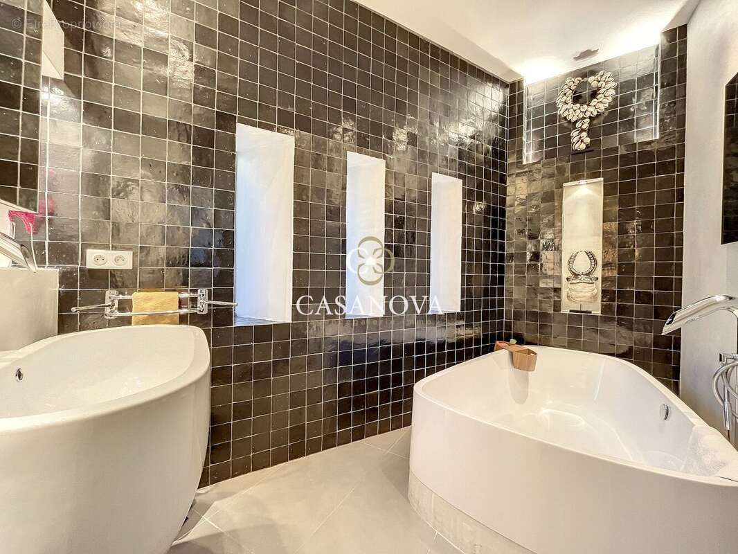 Maison à THEZAN-LES-BEZIERS