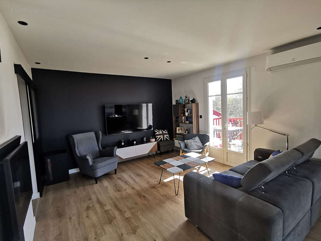 Appartement à SAINT-PEE-SUR-NIVELLE