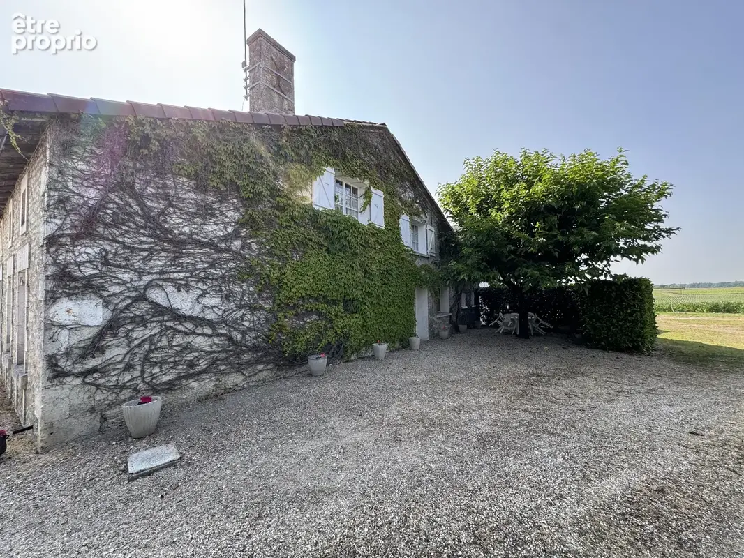 Maison 9 pièces 249 m² à vendre à Berneuil (16480) - photo 36