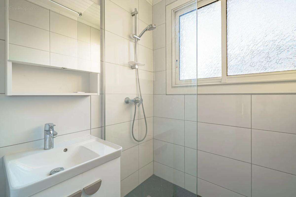 Appartement à MARSEILLE-16E