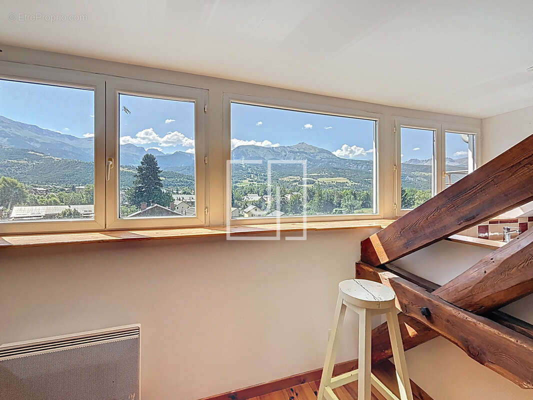 Appartement à JAUSIERS