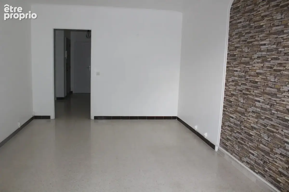 GRASSE Beau 3 P avec garage + parking et cave - photo 5