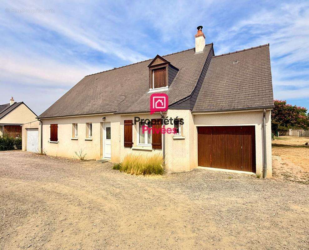 Maison Chinon 5 pièce(s) 140 m2 Terrain 2300m2 - photo 11