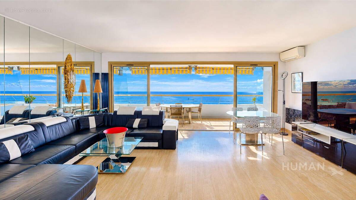 Appartement à VILLENEUVE-LOUBET