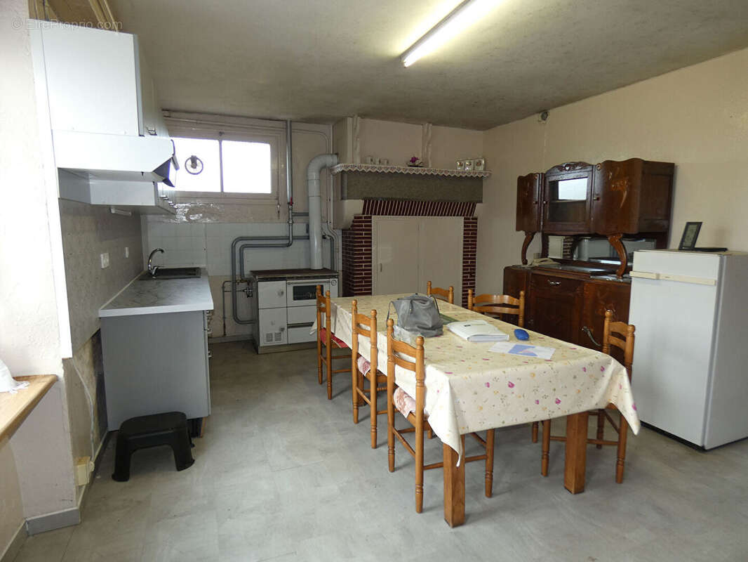 Maison à LE MESNIL-GILBERT