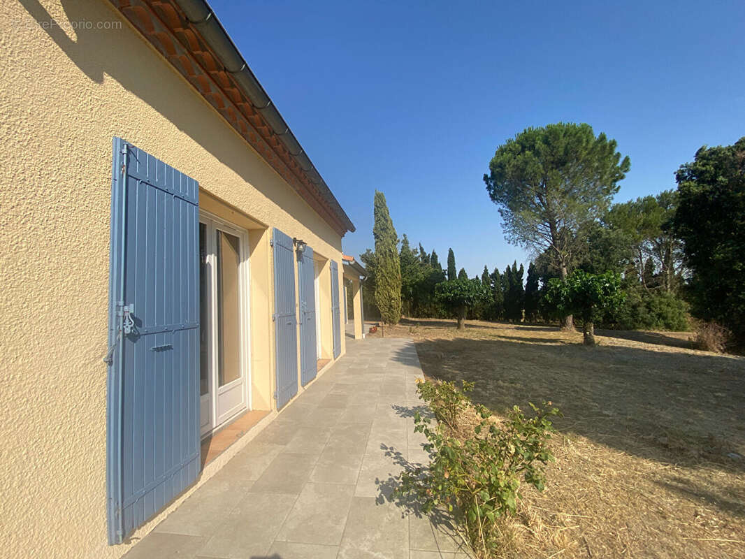 Plain-pied avec jardin et garage - photo 2