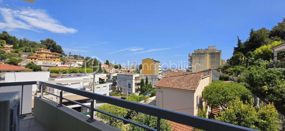 Appartement à ROQUEBRUNE-CAP-MARTIN