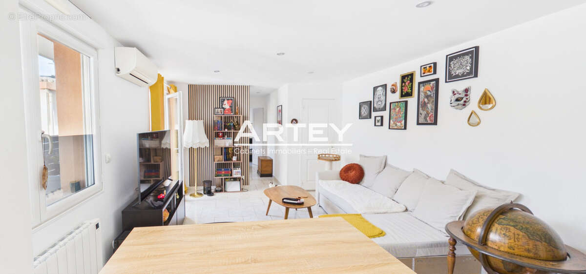 Appartement à CARQUEIRANNE