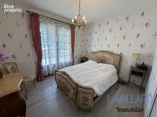 Maison 6 pièces 120 m² à vendre à Fouilloy (80800) - photo 2