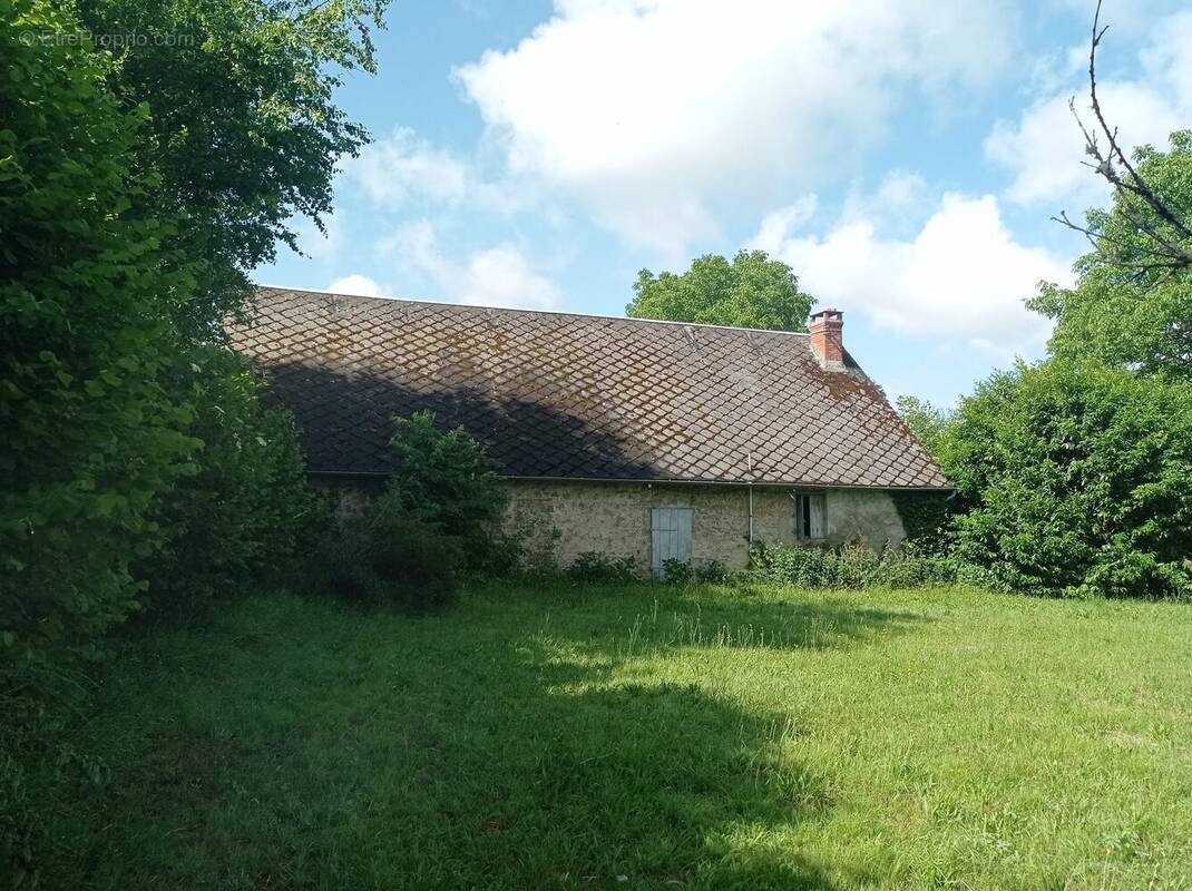 Maison à SAINT-BRISSON