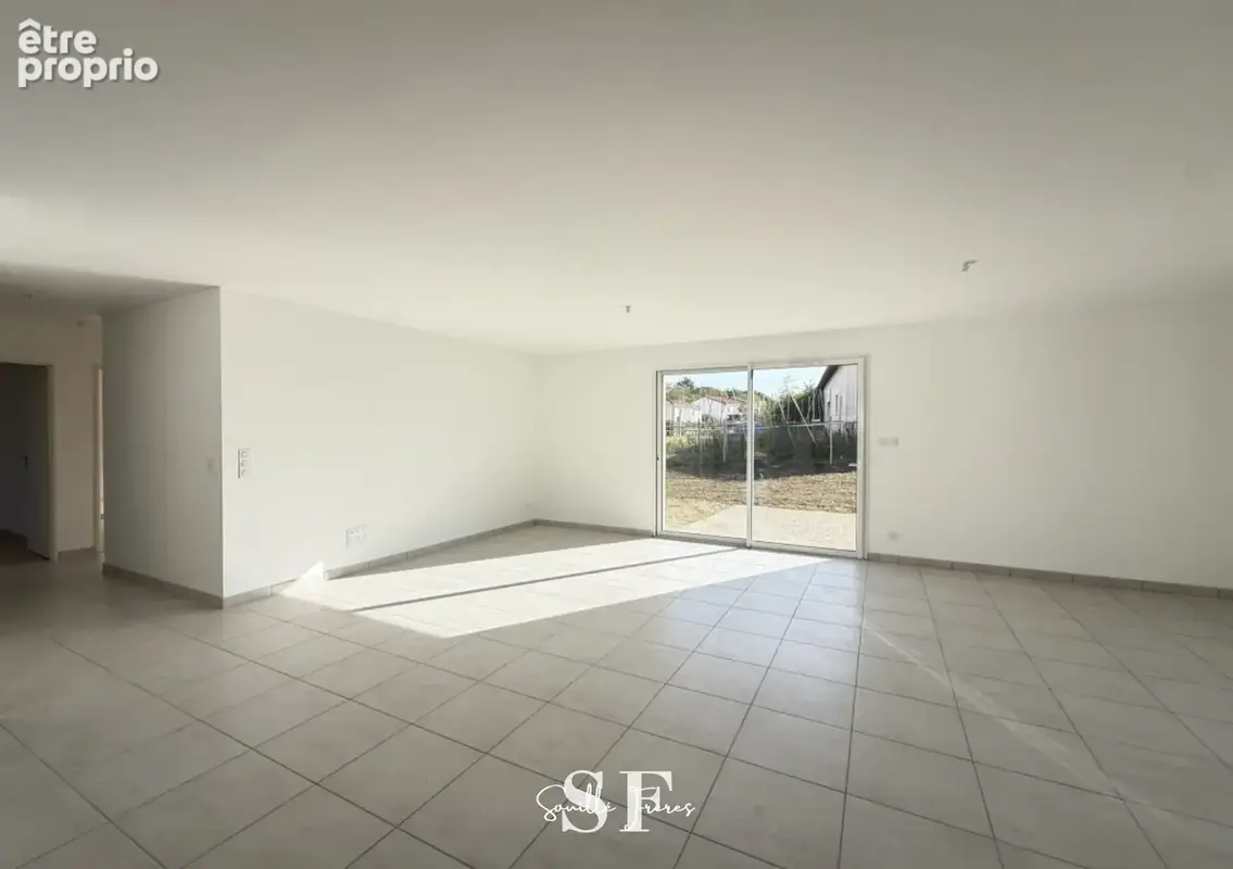 Moirax - villa neuve de plain-pied avec terrain autour - photo 4