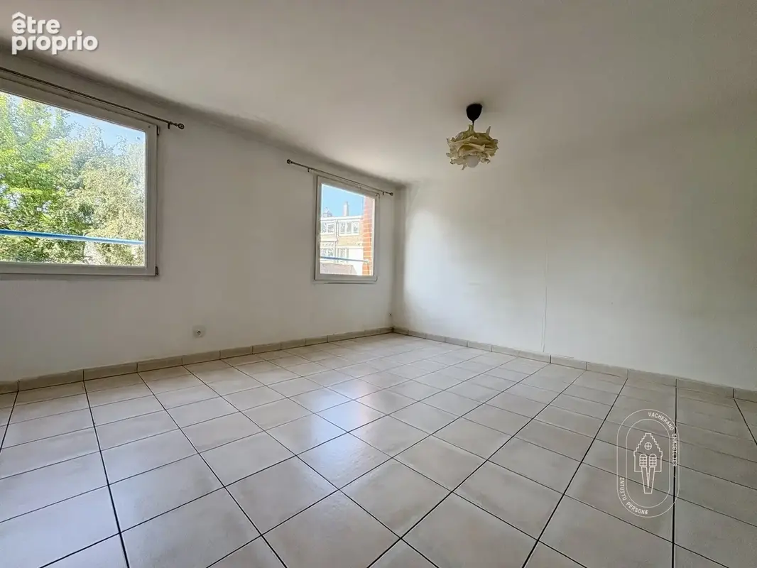 Appartement 2 pièces 47 m² à vendre à Tourcoing (59200) - photo 4