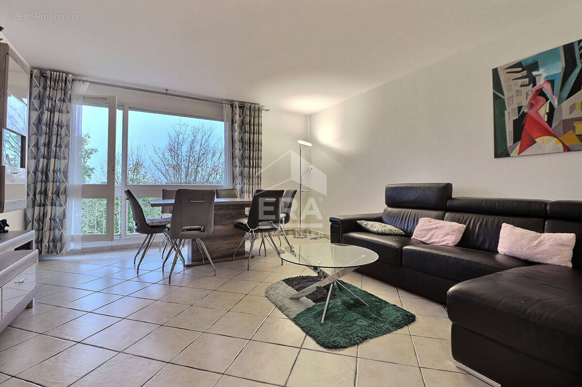 Appartement à TAVERNY