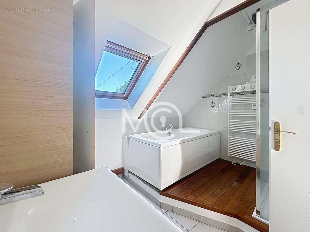 Maison à VILLECRESNES