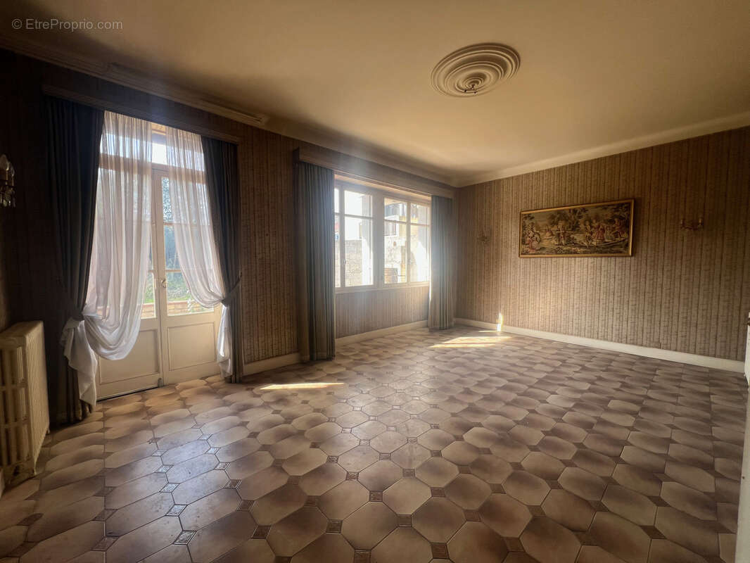 Maison à VILLENEUVE-SUR-LOT