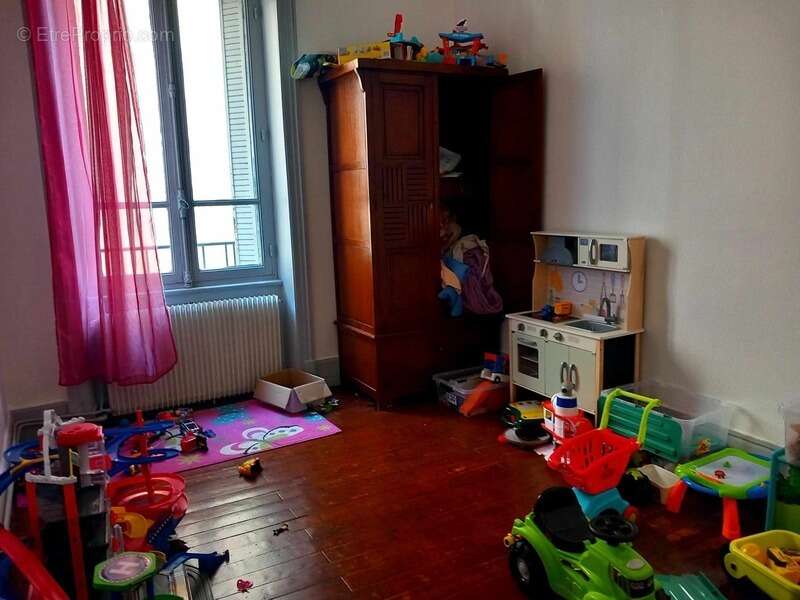 Appartement à THIERS
