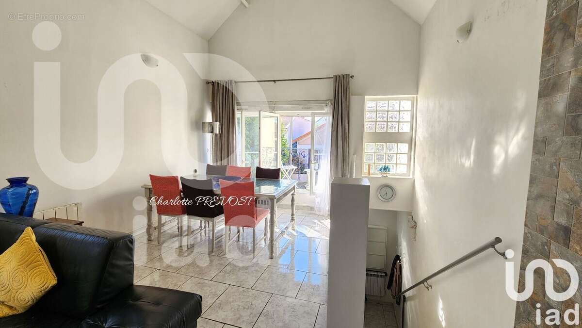 Photo 4 - Maison à LA COURNEUVE